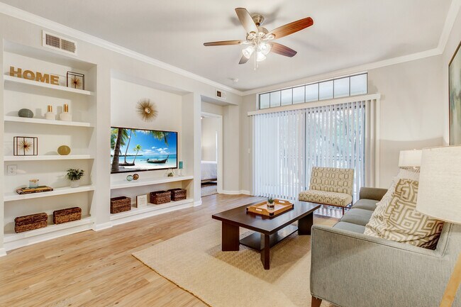 Foto del edificio - 3531 Travis St