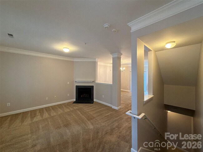 Foto del edificio - 7137 Founders Club Ct