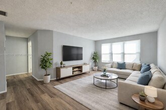 Building Photo - 2303 N Congress Ave