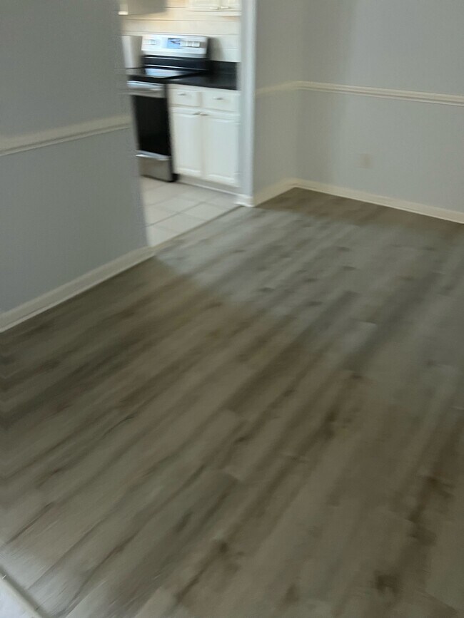 Building Photo - 1205 Tar Heel Ct