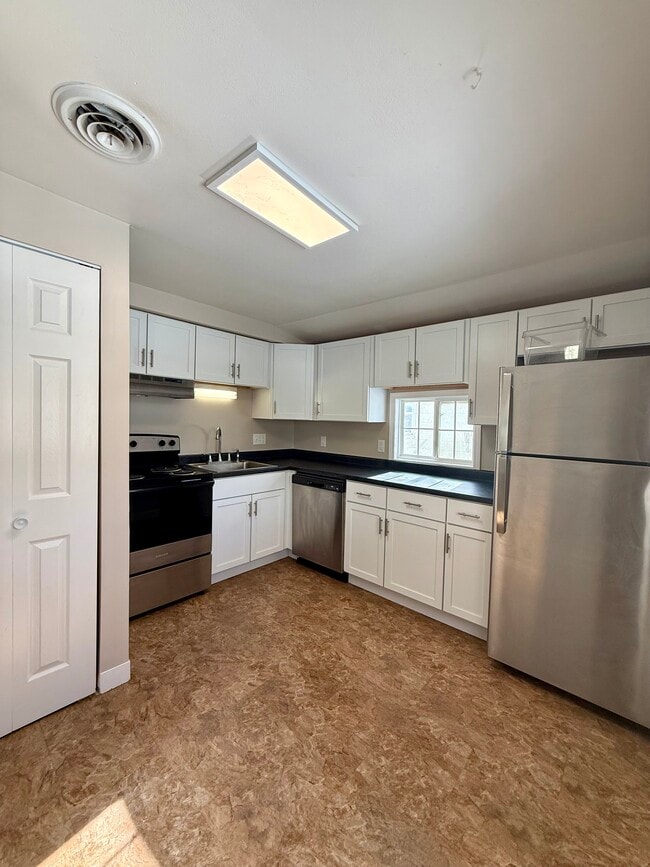 Building Photo - 1805 Baird St