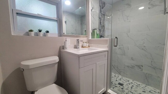 Building Photo - Glamorous Ybor Home • near Downtown