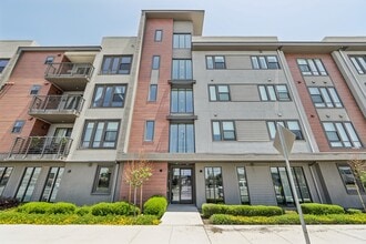 Building Photo - 45058 Fremont Blvd