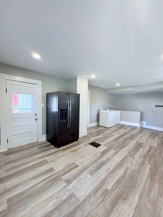 Foto del edificio - Charming 4 beds 2 baths in Delaware!