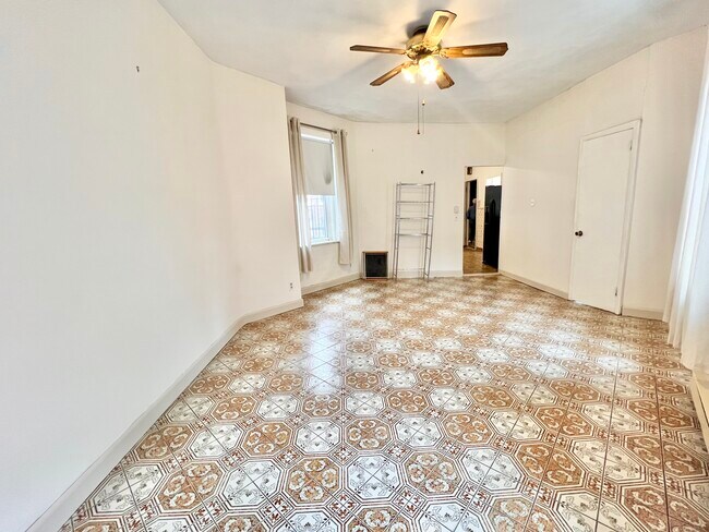 Foto del edificio - 84 N Margin St