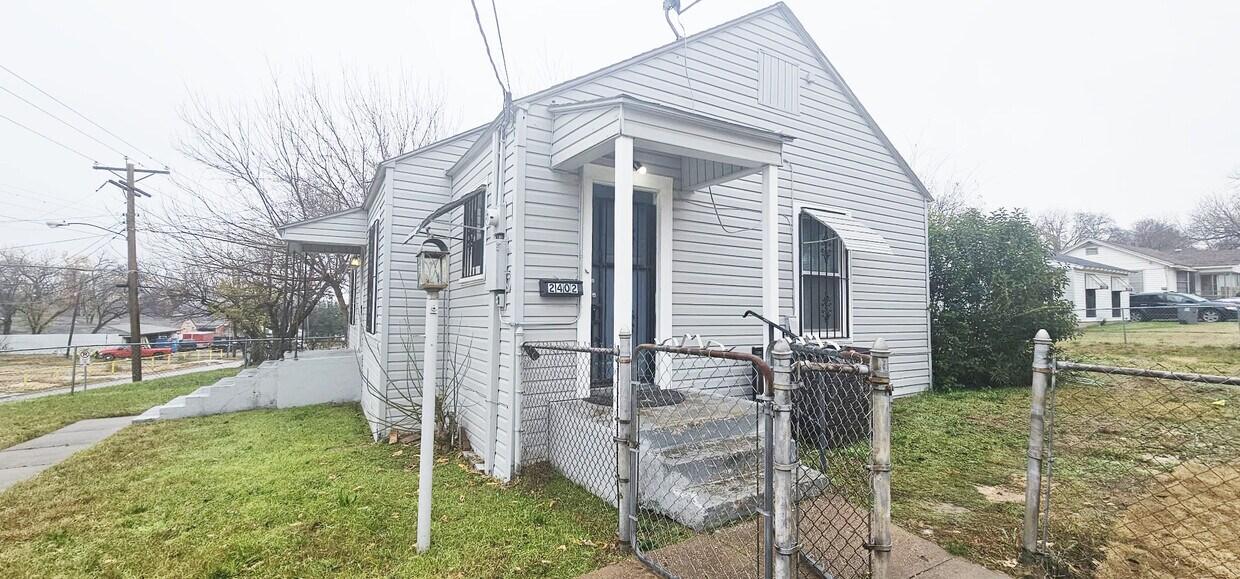 2402 E 11th St, Dallas, TX 75203 House Rental in Dallas, TX