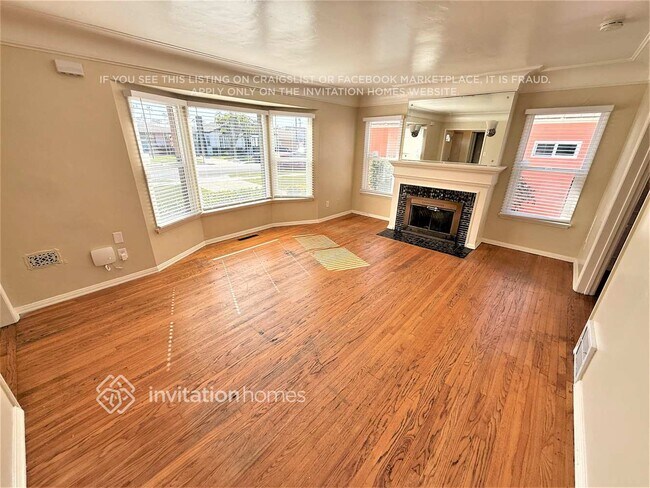 Building Photo - 5709 Alviso Ave