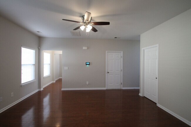 Building Photo - Exclusively Offered by Muse Realty, LLC