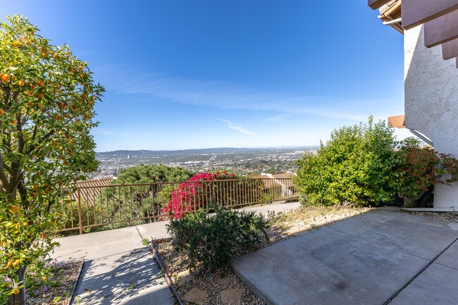 Foto del edificio - 1709 Cam De Villas