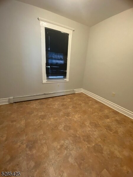 Foto del edificio - 650 S 18th St