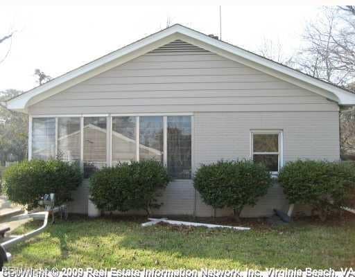 Building Photo - 9536 Cape View Ave