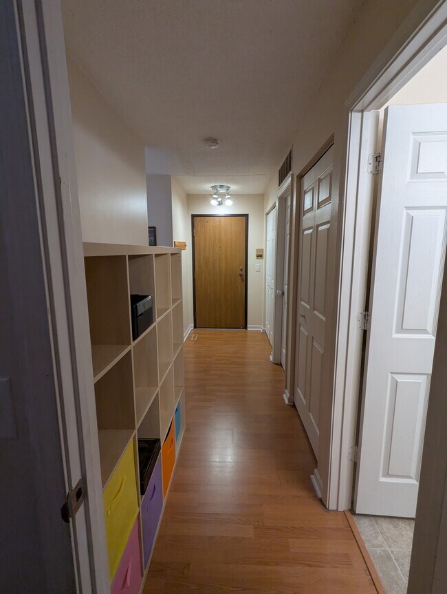 Foto del edificio - 1389 Berry Ridge Rd