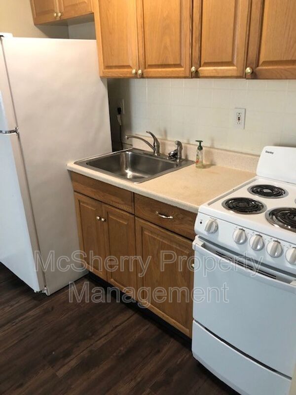 29 Logan Ave Unit 8, Glenolden, PA 19036 Condo for Rent in Glenolden