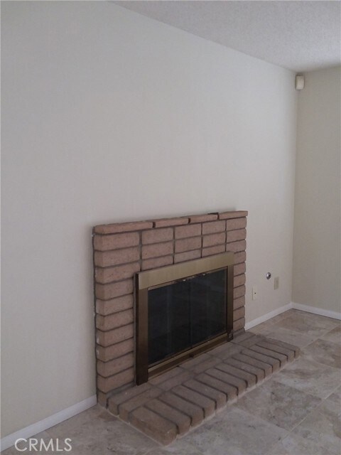 Building Photo - 25113 Red Maple Ln