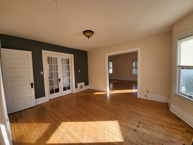 Foto del edificio - 3240 Pillsbury Ave S