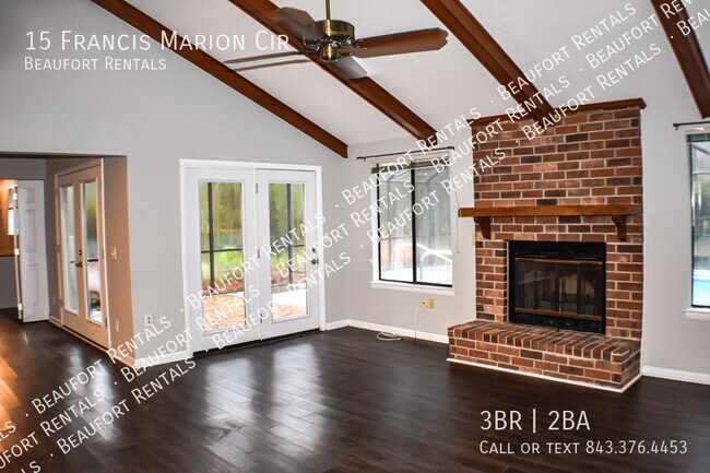 Building Photo - 15 Francis Marion Cir