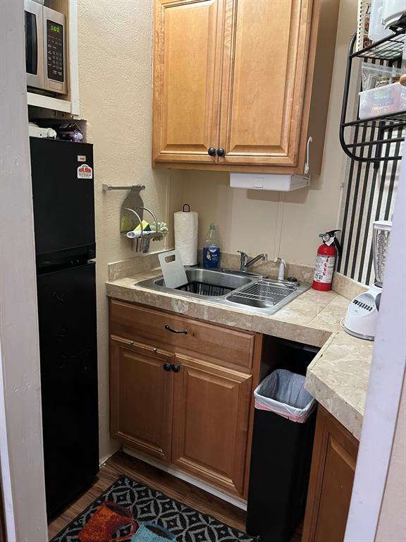 Building Photo - 20418 Northbriar Dr