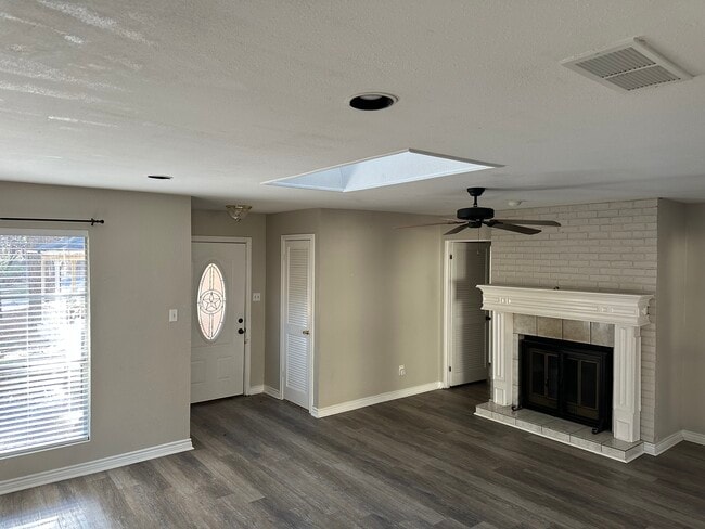 Foto del edificio - 509 Green Meadow Trail