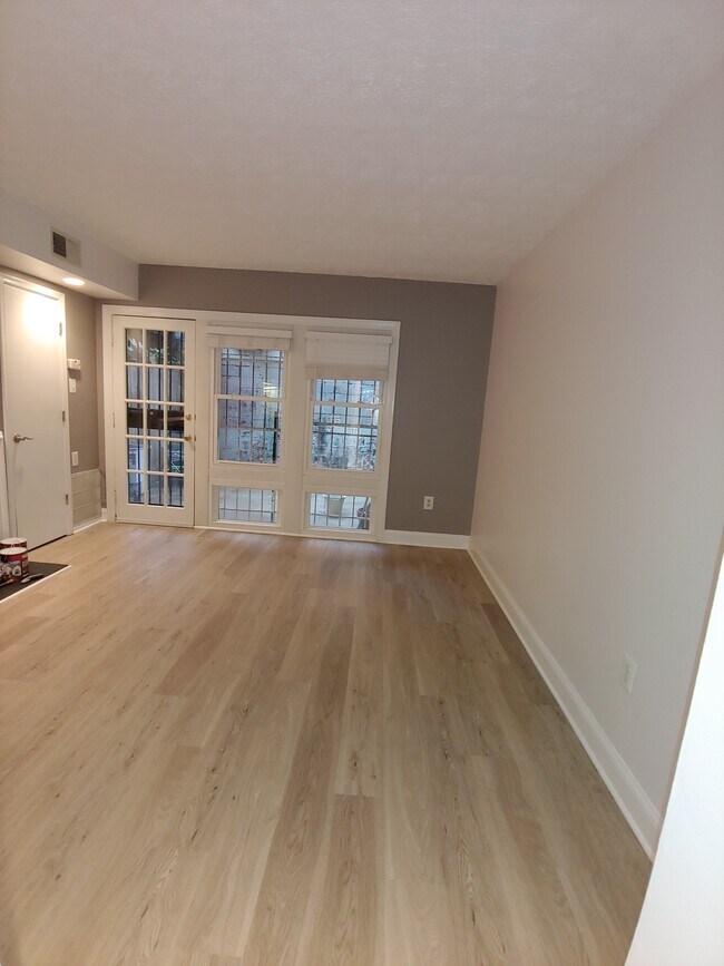 Foto del edificio - 1617 Corcoran St NW