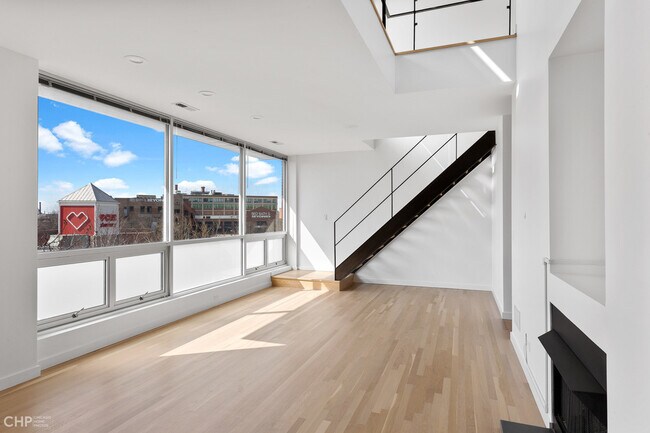 Foto del edificio - 1721 N. Sheffield Ave #301