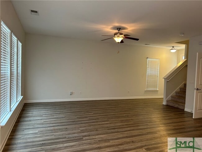 Building Photo - 80 Crystal Lake Dr