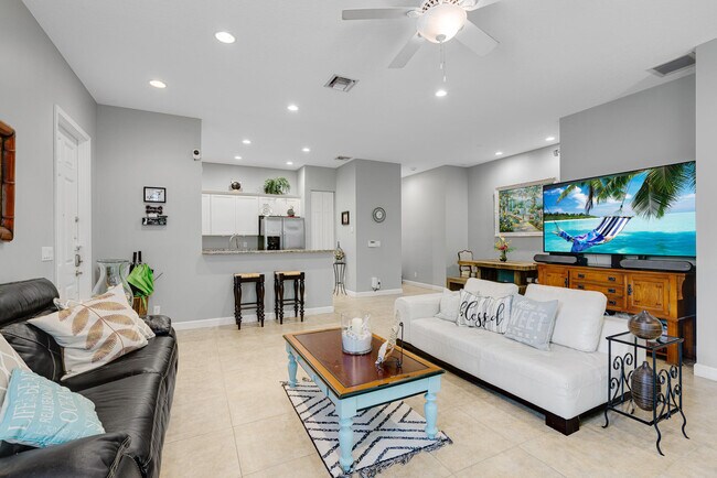 Foto del edificio - 17698 Evangeline Ave