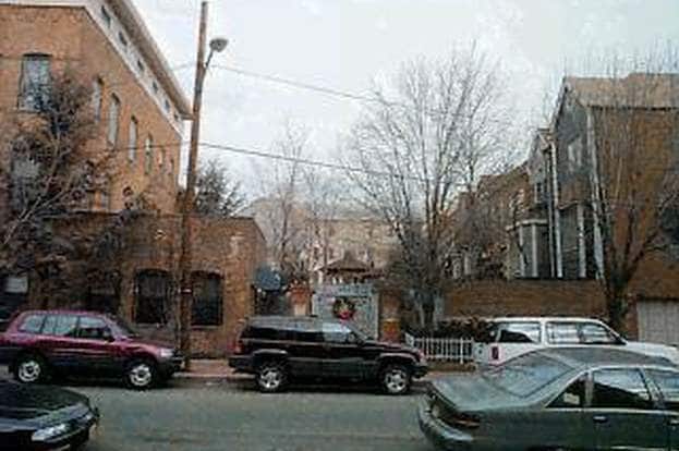 Building Photo - 100 Noe Ave