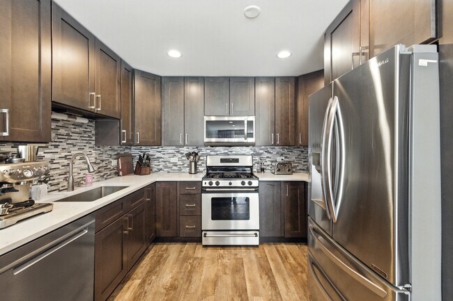 Foto del edificio - 1258 Brown St