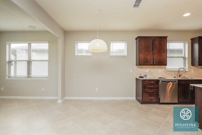 Building Photo - 219 Tomelloso Way