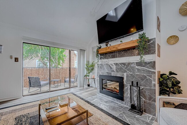 Foto del edificio - 2300 Old Spanish Trl