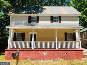 Building Photo - 615 Chattahoochee St