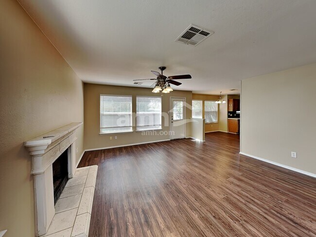 Building Photo - 1021 Pathfinder Way