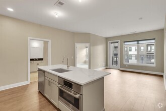 Building Photo - 6633 Dale Dr