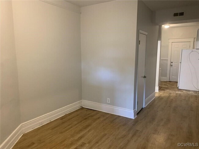 Building Photo - 3119 4th Ave