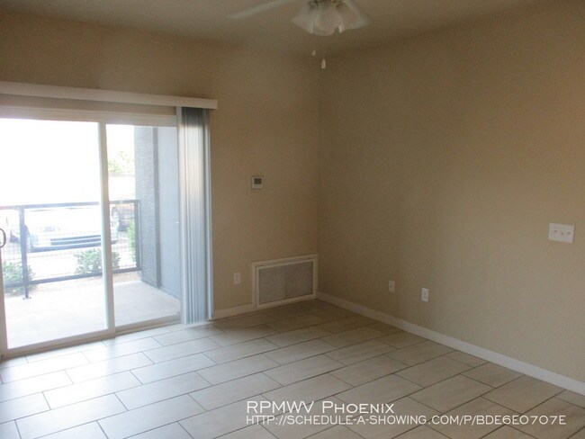 Foto del edificio - 2525 E Siesta Ln