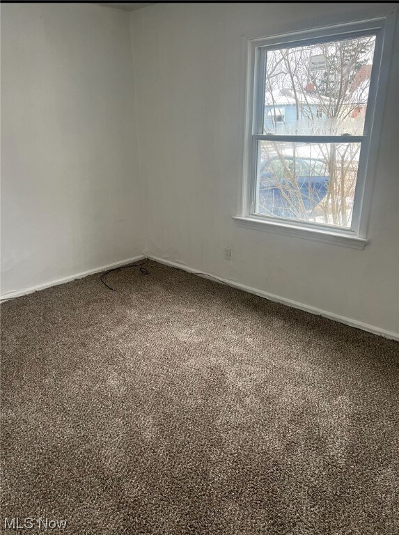 Foto del edificio - 4372 E 154th St