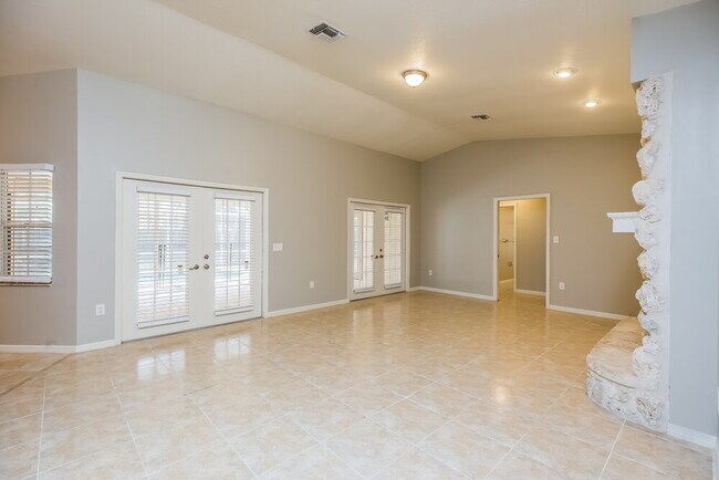 Building Photo - 4791 Placid Cir