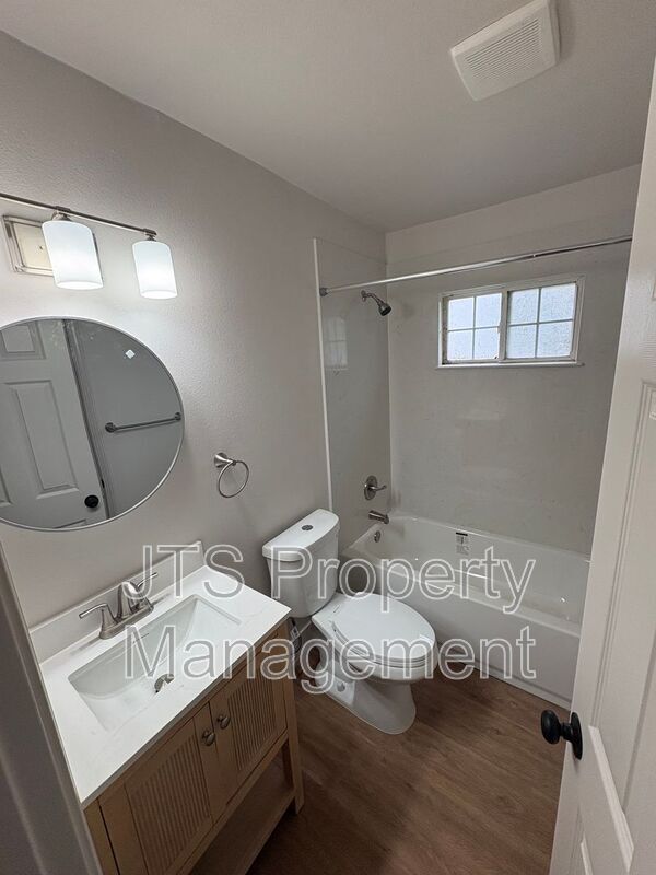 Foto del edificio - 7331 Salazar Dr