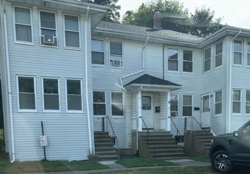 Primary Photo - 11 Ebbett Ave