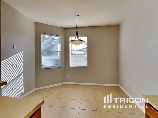 Foto del edificio - 15402 Pepper Pine Ct