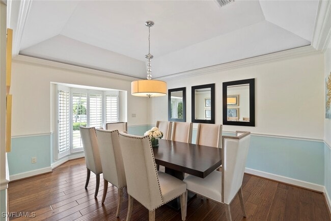 Foto del edificio - 2700 Treasure Ln