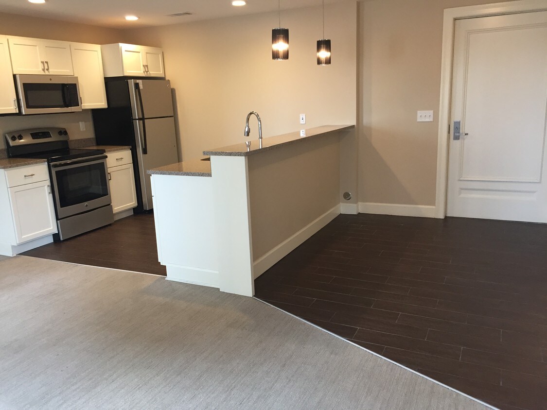 229 Brady St Unit 407, Davenport, IA 52801 Apartment for Rent in