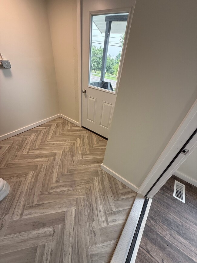 Foto del edificio - 40 Maple Ln