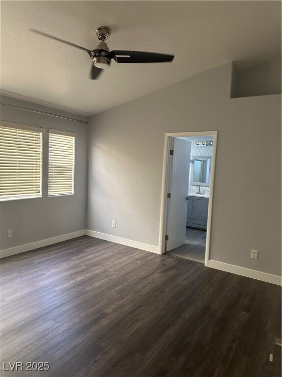 Foto del edificio - 9232 Palm Lilly Way