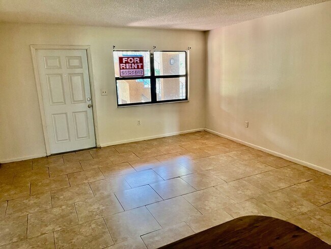 Foto del edificio - 525 N Morgan Ave