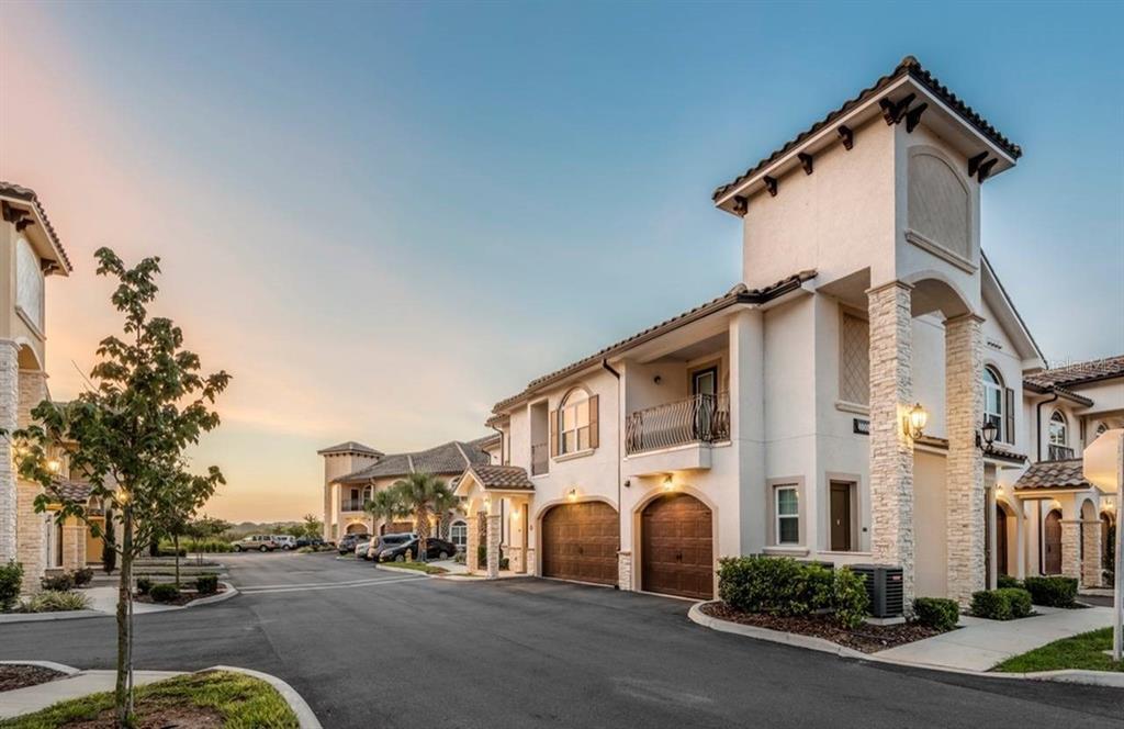 Foto principal - 9204 Portofino Wy