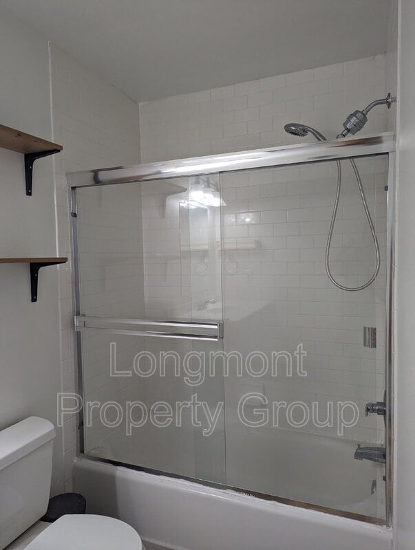 Building Photo - 2003 Terry St