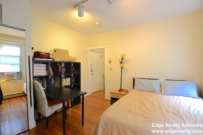 Photo - 15 Colborne Rd Apartment