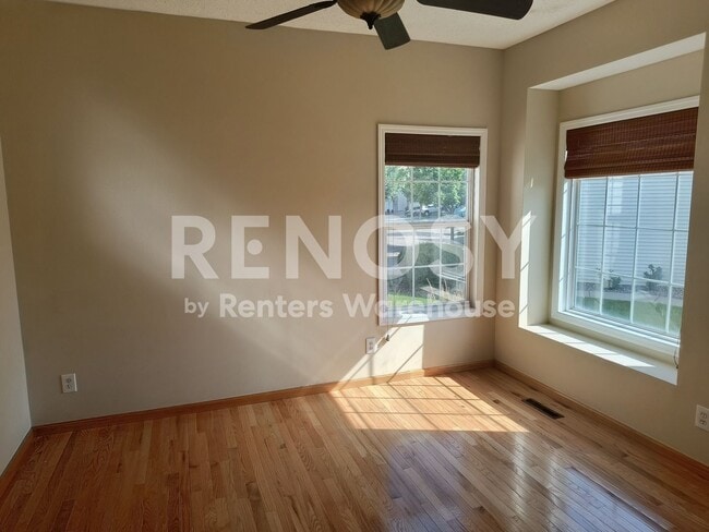Building Photo - 15284 Florist Cir