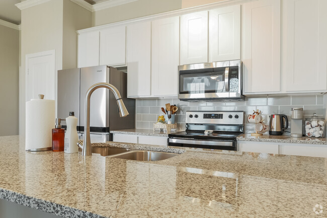 Kitchen - The Residences at Rayzor Ranch